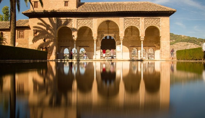 alhambra palace in spain