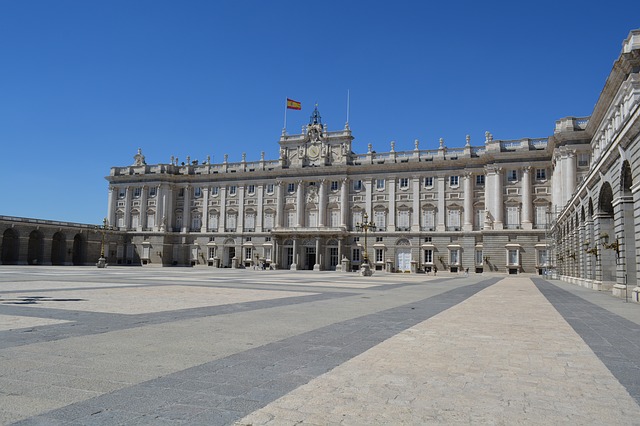 royal palace of madrid spain